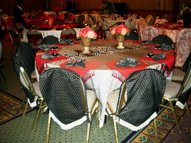 extras19aug3.jpg